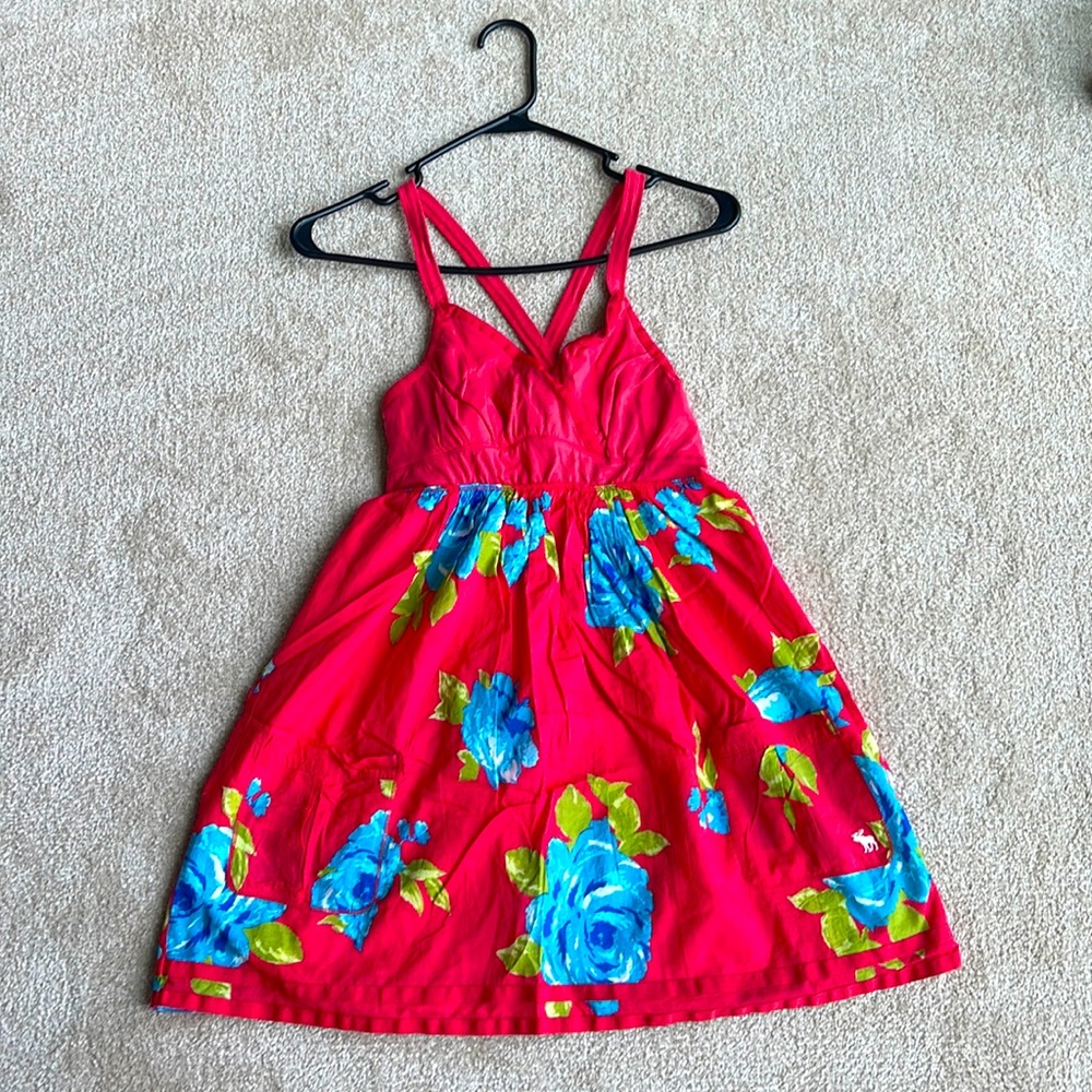 Brand new Abercrombie Red floral dress
